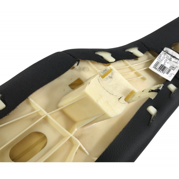 Acabamento Banco Traseiro Esquerdo Volvo Xc60 2017 C/detalhe