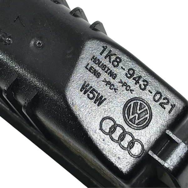 Lanterna Luz Led De Placa Vw Polo Amarok Virtus 2018 2022