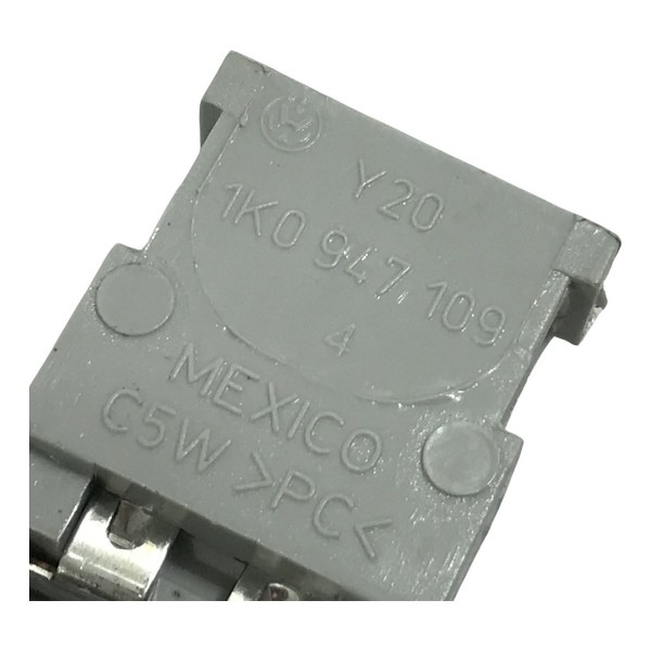 Luz Cortesia Quebra Sol Volkswagen Jetta Polo Virtus 2022
