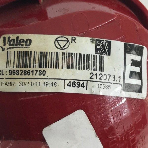 Lanterna Parachoque Traseira Esquerda Peugeot 207 2012 2013