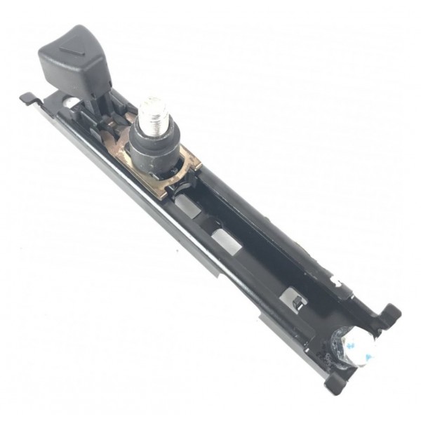 Regulador Cinto Dianteiro Direito Fiat Linea 2009 2010 2011