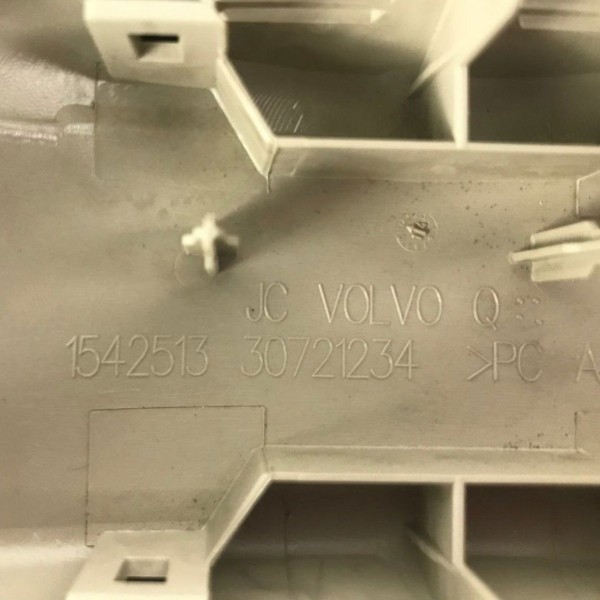 Acabamento Sensor Alarme Volvo Xc60 T6 2.0 2013 14 15 2016