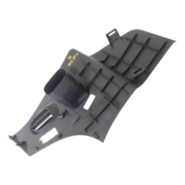 Acabamento Inferior Direito Console Central Fiat 500 2016 Acabamento Inferior Direito Console Central Fiat 500 2016