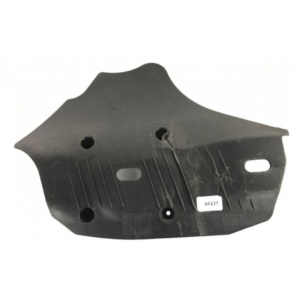 Protetor Bandeja Traseira Esquerda Bmw 320i Serie 3 2013 Protetor Bandeja Traseira Esquerda Bmw 320i Serie 3 2013