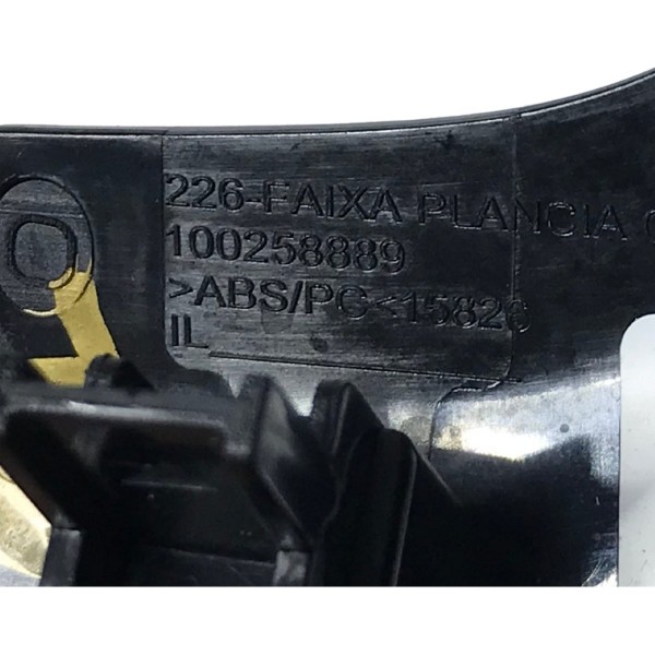 Acabamento Painel Esquerdo Fiat Toro 2021 2022 2023 2024 Acabamento Painel Esquerdo Fiat Toro 2021 2022 2023 2024