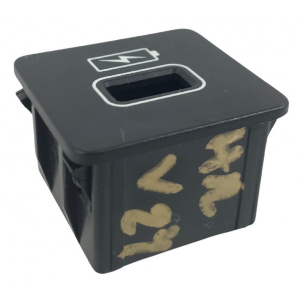 Moldura Botão Carregador Honda Hr- V 2022 2023 2024 Moldura Botão Carregador Honda Hr- V 2022 2023 2024