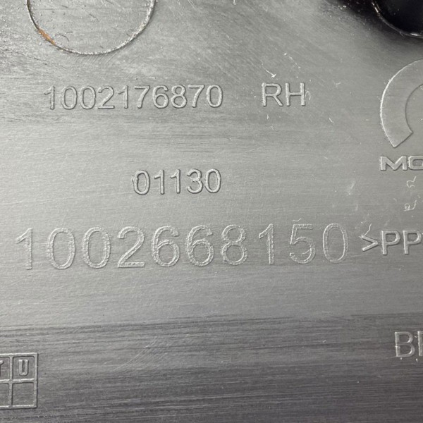 Spoiler Lateral Direito Fiat Toro 2016 2017 A 2022 Detalhe Spoiler Lateral Direito Fiat Toro 2016 2017 A 2022 Detalhe