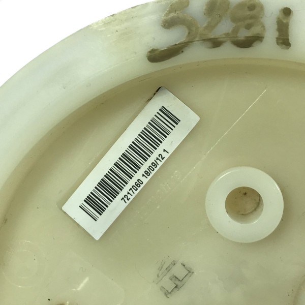 Bomba Filtro Combustível Bmw Serie 5 523i 528i 535i 2.0 2014 Bomba Filtro Combustível Bmw Serie 5 523i 528i 535i 2.0 2014