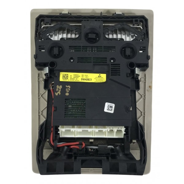 Luz Teto Cortesia Central Bmw Serie 5 528i 2014 C/detalhe Luz Teto Cortesia Central Bmw Serie 5 528i 2014 C/detalhe