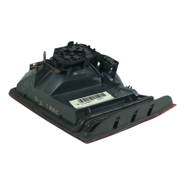 Lanterna Tampa Esquerda Bmw Serie 5 528i 535i 550i 2.0 2014 Esquerdo/motorista Lanterna Tampa Esquerda Bmw Serie 5 528i 535i 550i 2.0 2014 Esquerdo/motorista