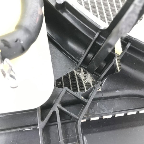 Kit Radiador Toyota Yaris 1.5 2019 20 21 22 2023 C/ Detalhe Kit Radiador Toyota Yaris 1.5 2019 20 21 22 2023 C/ Detalhe